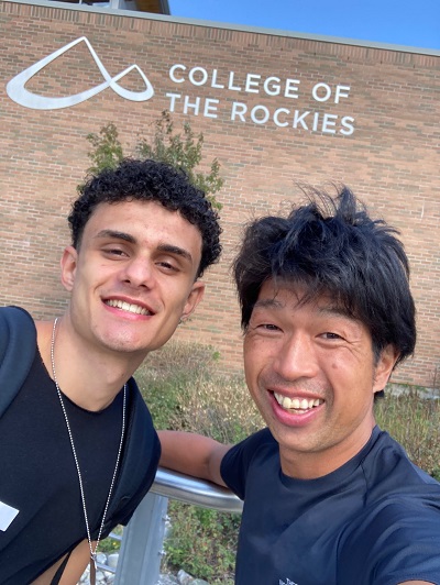 College of the Rockies ���w�̌��k